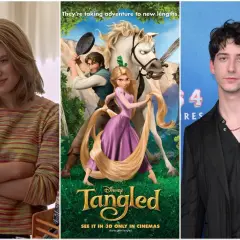 Teagan Croft i en randig tröja, bredvid en affisch för Disney's Trassel och en man i svart kostym.