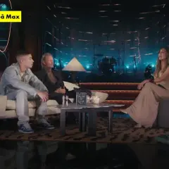Bianca by night på Max. Bianca Ingrosso intervjuar gäster i en talkshow-studio med publik.