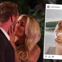 Nicci Hernestig och Andreas Deak kysser varandra. Bilden till höger visar Nicci Hernestig med gravidmage, med Andreas Deak bakom.