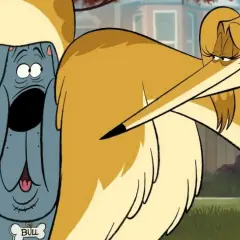 En blå hund med stor mun och stora ögon tittar förskräckt på en gul hund med lång nos. Scenen ser ut som en scen från bra filmer.
