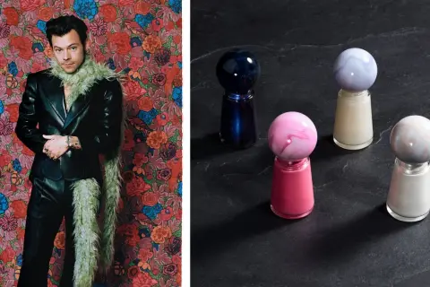 Harry Styles i sin unika stil, med en glittrig halsduk och en blommig bakgrund. Bredvid syns nagellack i olika färger med marmorerade klot som lock.