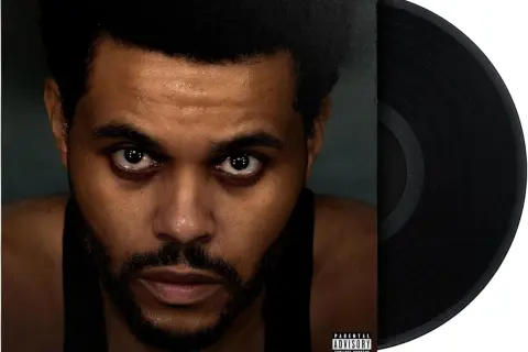The Weeknd's nya album, "After Hours", på vinyl. Hans intensiva blick möter betraktaren.