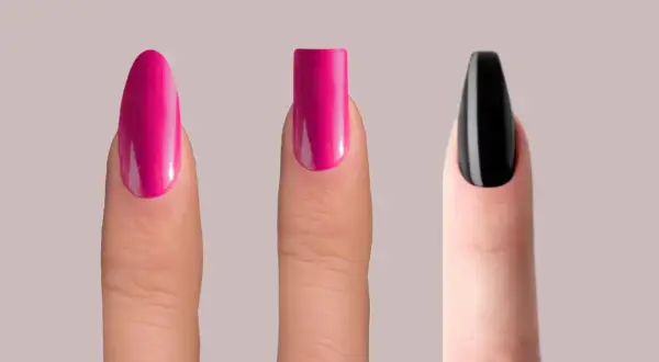 Tre fingrar visar olika nagelformer: mandelformad i rosa, fyrkantig i rosa och balerina i svart.